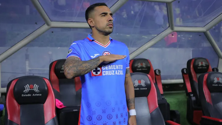 Alonso Escoboza y un mensaje pro afición al marcharse de Cruz Azul
