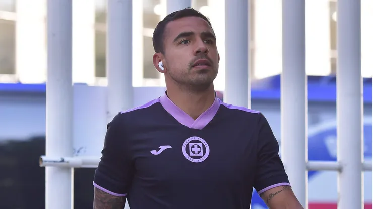 El defensor mexicano no cuenta para Martín Anselmi y pondría rumbo a Mazatlán.
