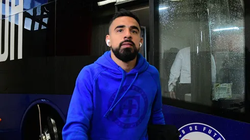 El defensor no cuenta para el entrenador argentino y aún así fue inscrito en los registros de la Liga MX.