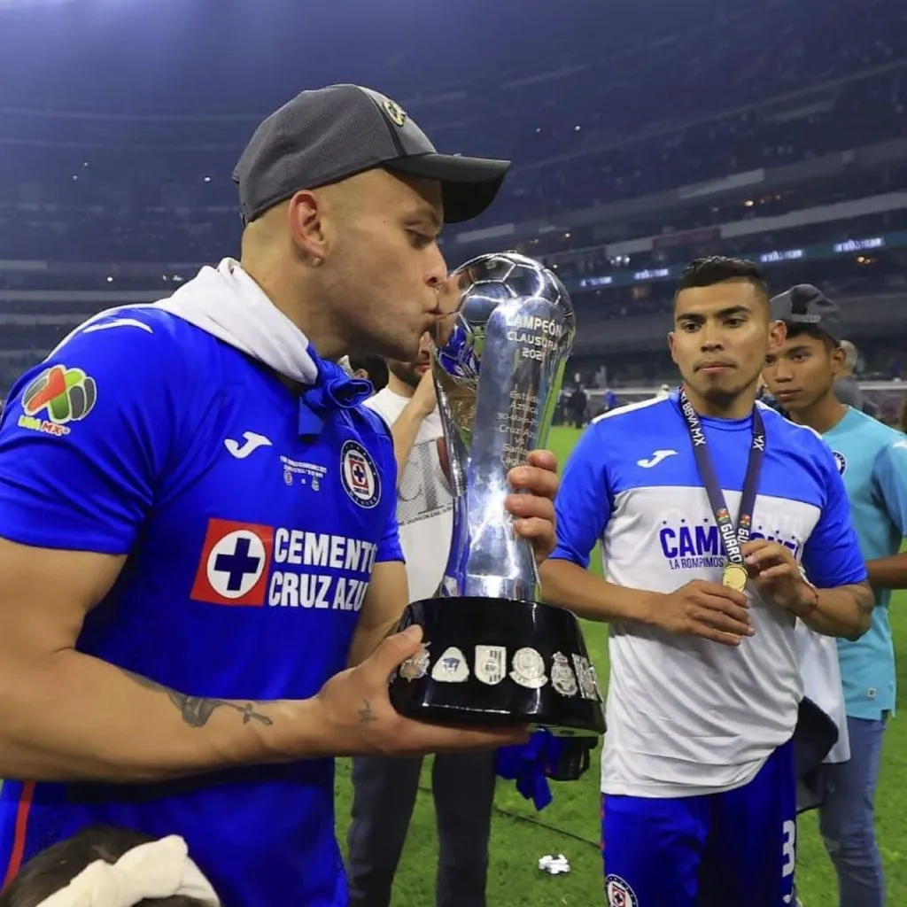 Cabecita fue clave en la conquista de la novena. (Foto: Instagram)