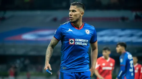Carlos Salcedo podría volver a ser tenido en cuenta en Cruz Azul