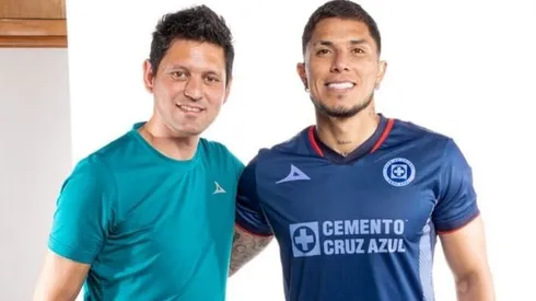 Carlos Salcedo lució el tercer uniforme.