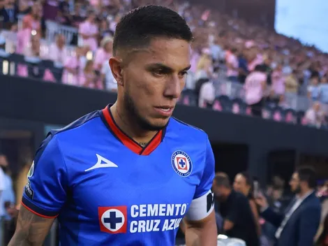 ¿Carlos Salcedo se queda en Cruz Azul para el Clausura 2024?