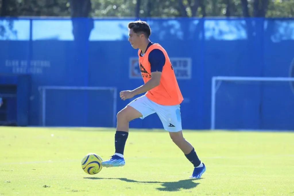 Rodrigo Huescas, talentoso canterano de Cruz Azul.