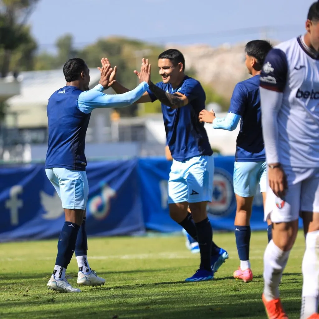 Ditta y Fernández, los goleadores contra Atlante. (Foto: Cruz Azul)