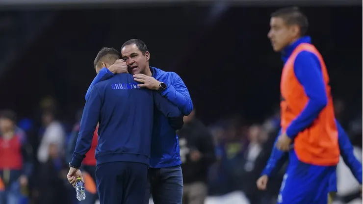 El entrenador argentino está levantando humareda alrededor por supuestos comportamientos antideportivos ante los rivales.