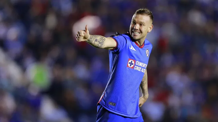 Rodolfo Rotondi habló directamente con la afición de Cruz Azul