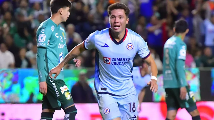 ¿Rodrigo Huescas le quitó el puesto a Nacho Rivero en Cruz Azul?