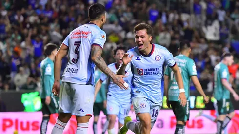Cruz Azul conserva el liderato en la Liga MX.
