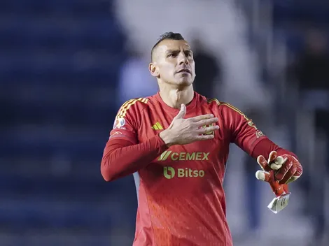 Nahuel Guzmán montó su show y la afición le respondió