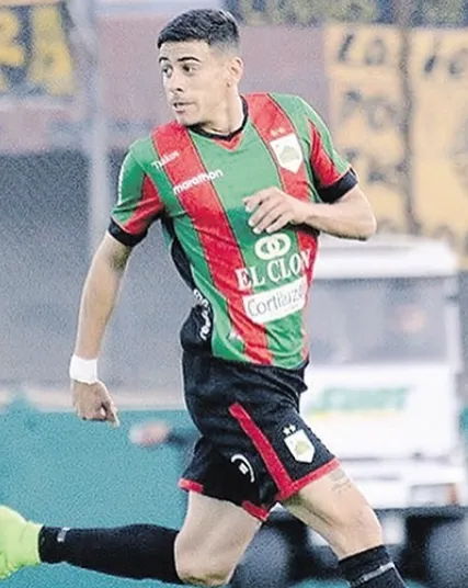 Camilo Cándido en un partido en su natal Uruguay.