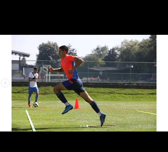 Rafael Guerrero en un entrenamiento de Cruz Azul.