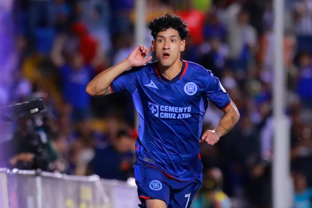 El Brujo Antuna marcó el segundo gol de Cruz azul contra Querétaro. (Foto: Jam Media)