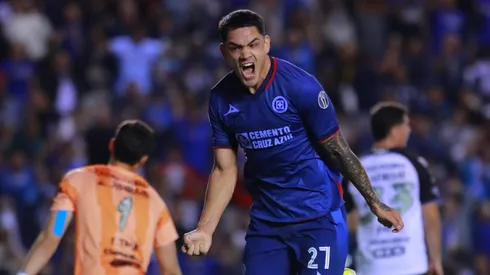 Toro Fernández volvió a anotar con Cruz Azul.