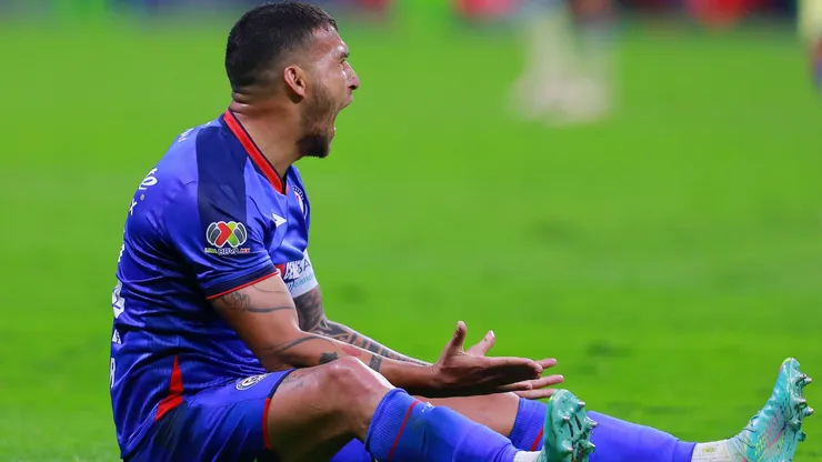 Juan Escobar se fue de Cruz Azul.