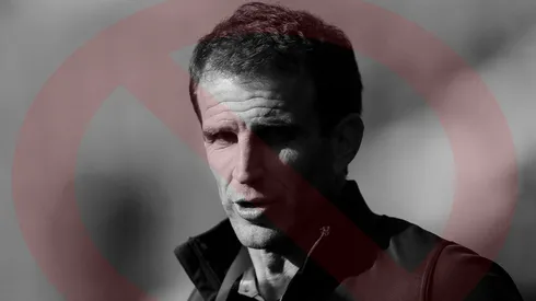 El directivo uruguayo paga la peor parte de una riña que también involucró a Miguel Herrera. El técnico mexicano solo recibirá una multa económica.