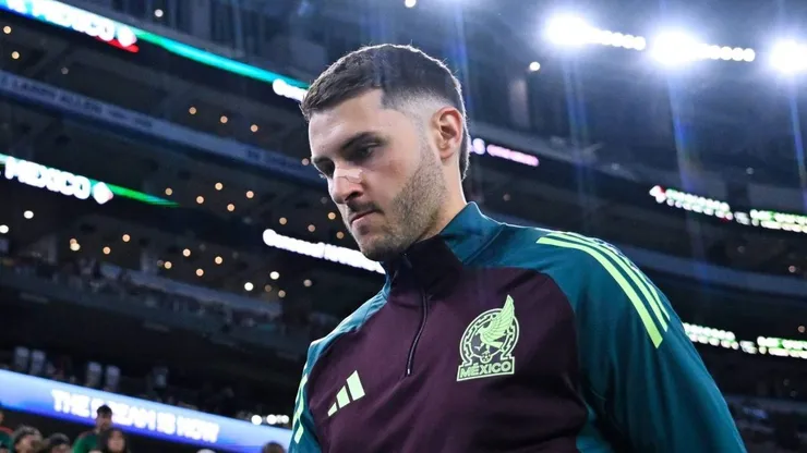 La polémica por Santi Giménez y el Tri no cesa.