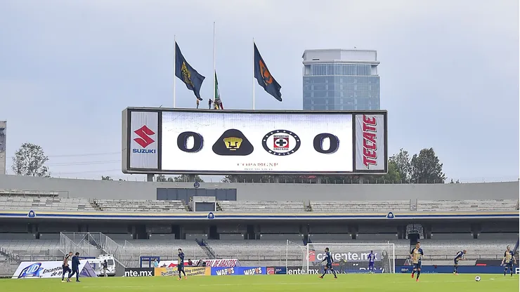 Cruz Azul visita a Pumas en CU.