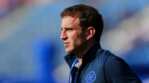 Iván Alonso está en todos los rincones de Cruz Azul.
