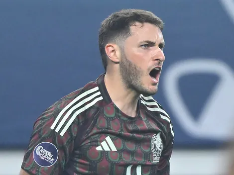 Polémica acción de Santi Giménez tras ingresar de cambio con México