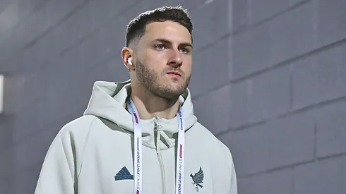 Santi Giménez, con sensaciones encontradas en el Tri.