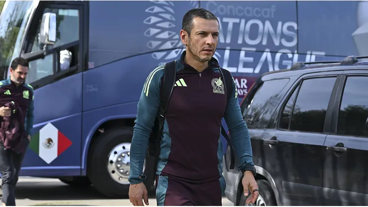 Jaime Lozano tomó una decisión con Santiago Giménez y Uriel Antuna