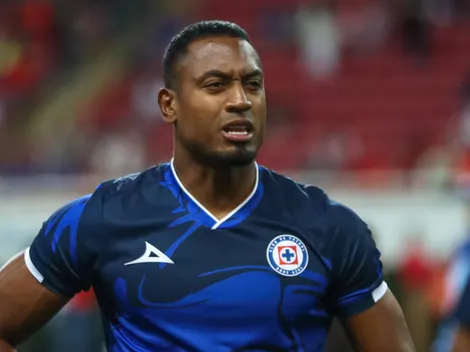 ¿Willer Ditta puede perderse el Cruz Azul vs. Pumas por lesión?