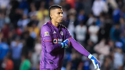 Kevin Mier, ausente en el Clásico Joven amistoso.