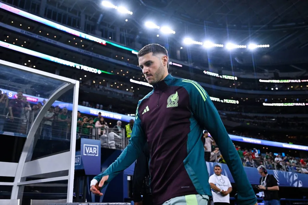 Chaco habló del ‘berrinche’ de Santiago Giménez en México (Imago)