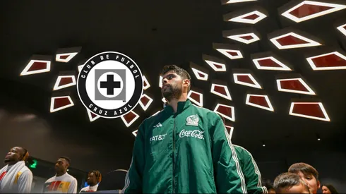 La afición se expresó ante el interés de Cruz Azul en Néstor Araújo