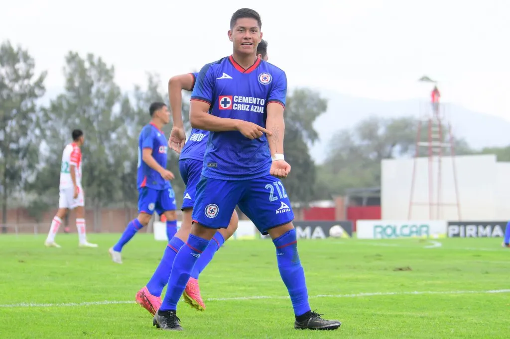 Víctor&nbsp;Taboada tendría la oportunidad de debutar en Cruz Azul (Imago 7)