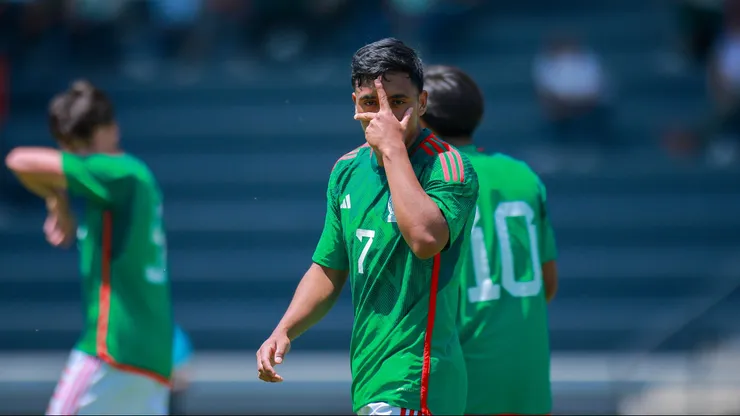 Amaury Morales firmó dos goles con el Tri.