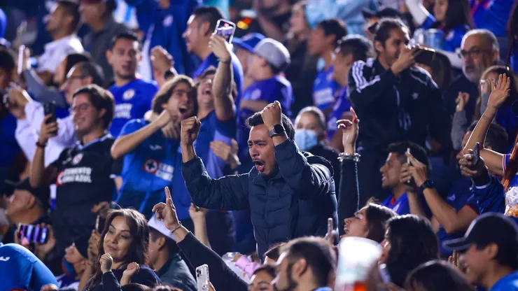 La afición opinó sobre el momento de Cruz Azul.