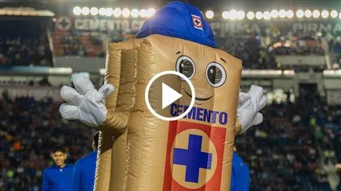 Un día en la vida de Costalito, la botarga de Cruz Azul