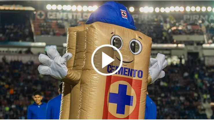 Un día en la vida de Costalito, la botarga de Cruz Azul