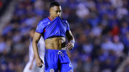 La noticia que muestra el mal torneo de Willer Ditta en Cruz Azul