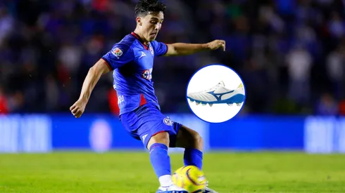Los botines retro que Lorenzo Faravelli luce en Cruz Azul