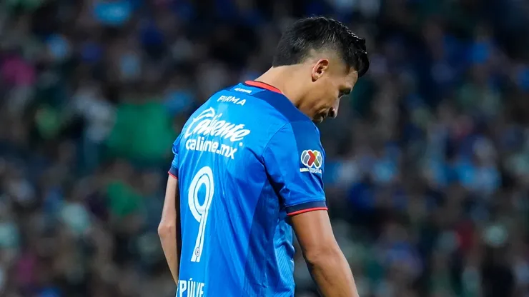 Cruz Azul sufrió una dolorosa derrota ante Santos Laguna.