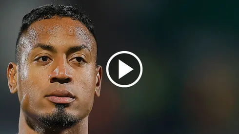 El defensor colombiano pasa por su momento más complicado al recibir dos expulsiones de manera consecutiva.