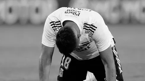 El delantero chileno no ha podido despegar en Sarmiento de Junín y ahora volvió a caer lesionado. En Argentina ya le llueven críticas.