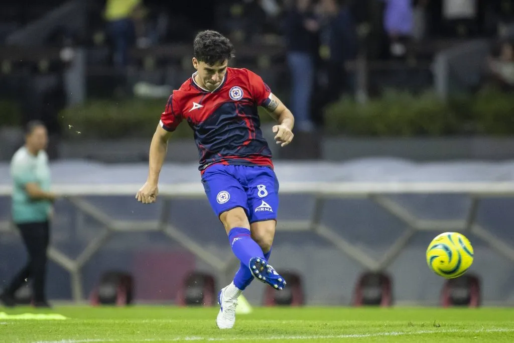 ¿Qué dice y qué significa el tatuaje de Lorenzo Faravelli? (Imago 7)