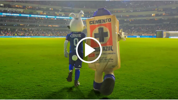 Las mascotas de Cruz Azul siguen dando que hablar.
