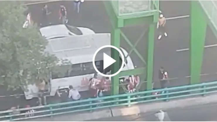 La violencia se presentó en los alrededores del Estadio Azteca.