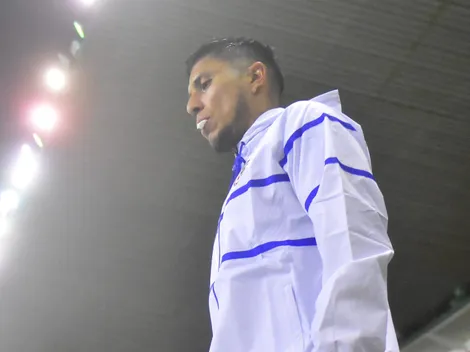 Mientras todos publican celebraciones, esto publica Carlos Salcedo