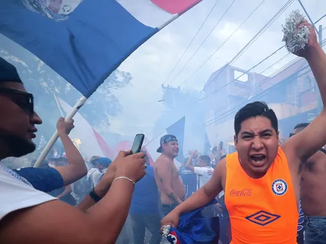 "¡Pin... robo!": Afición explota contra el árbitro