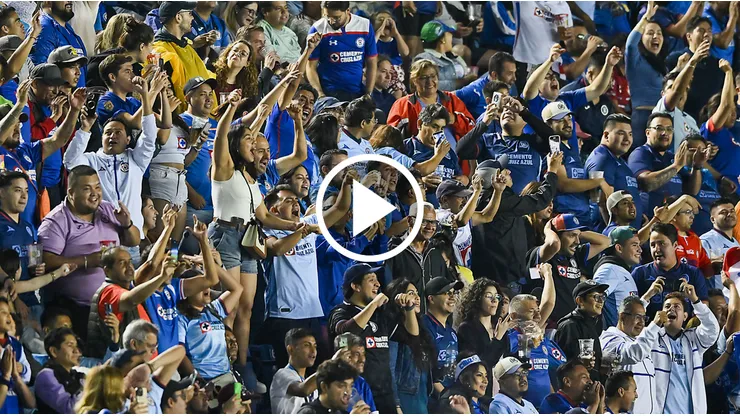 Cruz Azul remontó un 0-2 contra Atlas en el Azul con el empuje de su afición