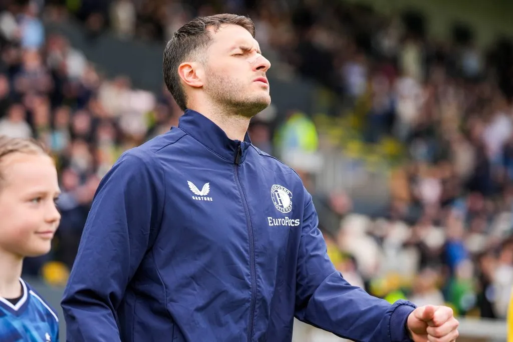 El culpable de que Santi Giménez quiera dejar la Selección Mexicana (Imago)