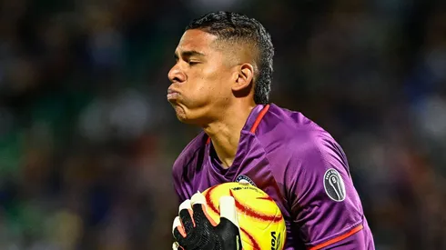 El guardavallas colombiano se estaría jugando su lugar en la Copa América USA 2024 al medirse a su principal contendiente por el puesto.