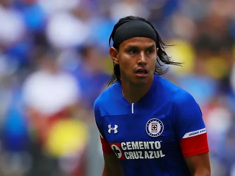 Jerry Flores alertó a Iván Alonso con un refuerzo para Cruz Azul