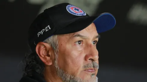 El ex entrenador de los cementeros fue cesado del cargo después de cuatro derrotas en cinco partidos dirigidos.